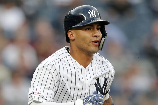 NEW YORK, NEW YORK - JUNE 25:   Gleyber Torres #25 of the New York Yankees in action against the Toronto Blue Jays at Yankee Stadium on June 25, 2019 in New York City.  The Yankees defeated the Blue Jays 4-3. (Photo by Jim McIsaac/Getty Images)