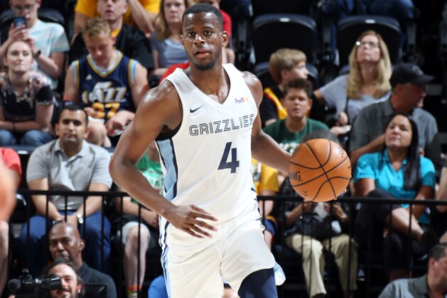 SALT LAKE CITY, UT - JULY 3: Julian Washburn #4 of the Memphis Grizzlies handles the ball during the game against the Cleveland Cavaliers on July 3, 2019 at vivint.SmartHome Arena in Salt Lake City, Utah. NOTE TO USER: User expressly acknowledges and agrees that, by downloading and/or using this photograph, user is consenting to the terms and conditions of the Getty Images License Agreement. Mandatory Copyright Notice: Copyright 2019 NBAE (Photo by Melissa Majchrzak/NBAE via Getty Images)