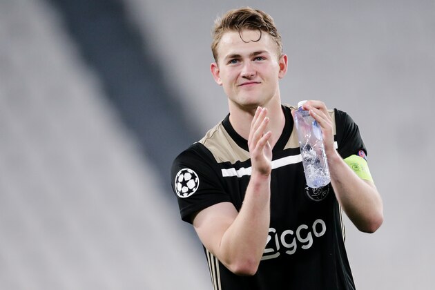 TURIN, ITALY - APRIL 16: Matthijs de Ligt of Ajax during the UEFA Champions League  match between Juventus v Ajax at the Allianz Stadium on April 16, 2019 in Turin Italy (Photo by Erwin Spek/Soccrates/Getty Images)