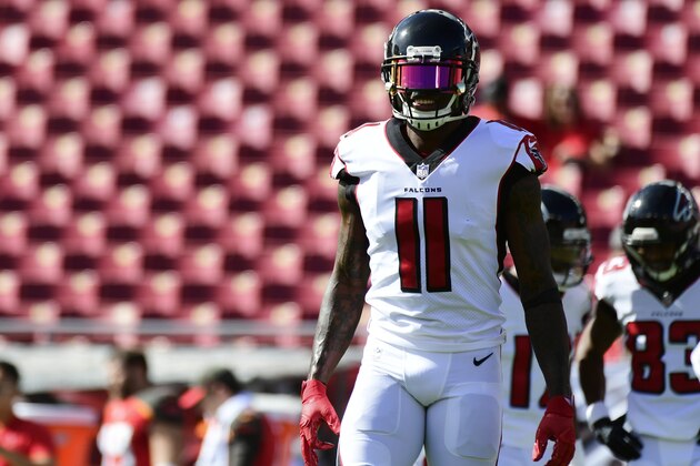 TAMPA, FLORIDA - DECEMBER 30: Julio Jones #11 of the Atlanta Falcons walks back to the line during warmups before a game against the Tampa Bay Buccaneers at Raymond James Stadium on December 30, 2018 in Tampa, Florida. (Photo by Julio Aguilar/Getty Images)