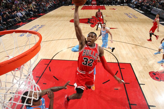 CHICAGO, IL - MARCH 13:  Kris Dunn #32 of the Chicago Bulls dunks against the LA Clippers on March 13, 2018 at the United Center in Chicago, Illinois. NOTE TO USER: User expressly acknowledges and agrees that, by downloading and or using this Photograph, user is consenting to the terms and conditions of the Getty Images License Agreement. Mandatory Copyright Notice: Copyright 2018 NBAE (Photo by Gary Dineen/NBAE via Getty Images)