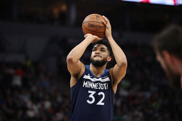 MINNEAPOLIS, MN -  APRIL 7 : Karl-Anthony Towns #32 of the Minnesota Timberwolves shoots a free throw during the game against the Oklahoma City Thunder on April 7, 2019 at Target Center in Minneapolis, Minnesota. NOTE TO USER: User expressly acknowledges and agrees that, by downloading and or using this Photograph, user is consenting to the terms and conditions of the Getty Images License Agreement. Mandatory Copyright Notice: Copyright 2019 NBAE (Photo by Jordan Johnson/NBAE via Getty Images)