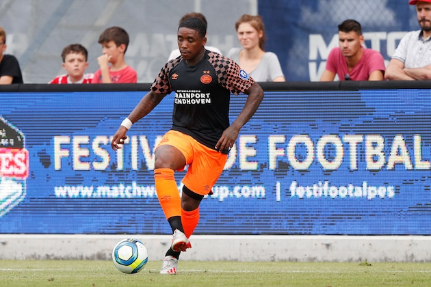 VEVEY, SWITZERLAND - JULY 7: Steven Bergwijn of PSV during the    match between PSV v Nice at the Stade de Copet on July 7, 2019 in Vevey Switzerland (Photo by Aaron van Zandvoort/Soccrates/Getty Images)