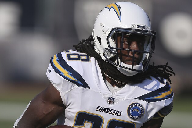 Los Angeles Chargers running back Melvin Gordon (28) runs the ball against the Oakland Raiders during an NFL football game Sunday, Nov. 11, 2018, in Oakland, CA. The Chargers won 20-6. (Daniel Gluskoter/AP Images for Panini)