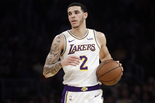Los Angeles Lakers' Lonzo Ball (2) during the first half of an NBA basketball game against the Memphis Grizzlies Sunday, Dec. 23, 2018, in Los Angeles. (AP Photo/Marcio Jose Sanchez)
