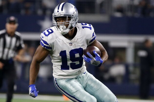 Dallas Cowboys wide receiver Amari Cooper (19) finds running room against the Seattle Seahawks during an NFC wild-card NFL football game in Arlington, Texas, Saturday, Jan. 5, 2019.(AP Photo/Ron Jenkins)