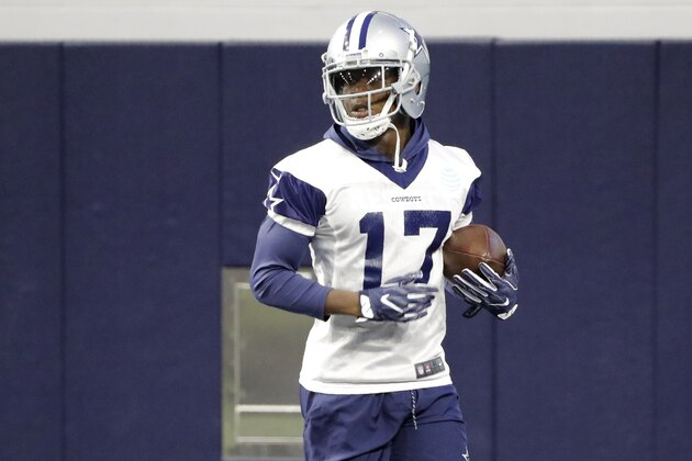 Dallas Cowboys' Allen Hurns (17) participates in drills at the team's NFL football training facility in Frisco, Texas, Thursday, June 13, 2019. (AP Photo/Tony Gutierrez
