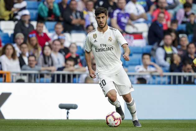 MADRID, SPAIN - MAY 5: Marco Asensio of Real Madrid during the La Liga Santander  match between Real Madrid v Villarreal at the Santiago Bernabeu on May 5, 2019 in Madrid Spain (Photo by David S. Bustamante/Soccrates/Getty Images)
