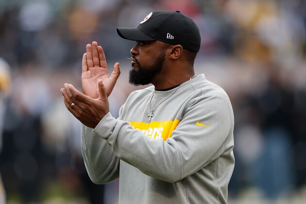 OAKLAND, CA - DECEMBER 09: Head coach Mike Tomlin of the Pittsburgh Steelers watches his team during warm ups before the game against the Oakland Raiders at the Oakland Coliseum on December 9, 2018 in Oakland, California. The Oakland Raiders defeated the Pittsburgh Steelers 24-21. (Photo by Jason O. Watson/Getty Images)