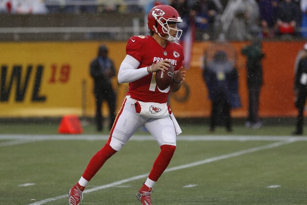 AFC quarterback Patrick Mahomes (15), of the Kansas City Chiefs, during the first half of the NFL Pro Bowl football game Sunday, Jan. 27, 2019, in Orlando, Fla. (AP Photo/Mark LoMoglio)