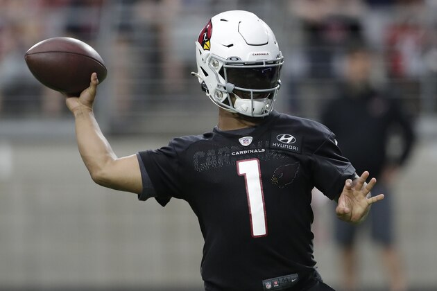 Arizona Cardinals' Kyler Murray (1) runs drills during the teams' NFL football training camp, Thursday, July 25, 2019, in Glendale, Ariz. (AP Photo/Matt York)