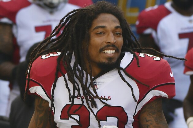 Arizona Cardinals safety Tre Boston (33) heads onto the field before the start of an NFL football game against the Los Angeles Chargers, Sunday November 25, 2018 in Carson, Calif. (John Cordes/AP Images for Panini)
