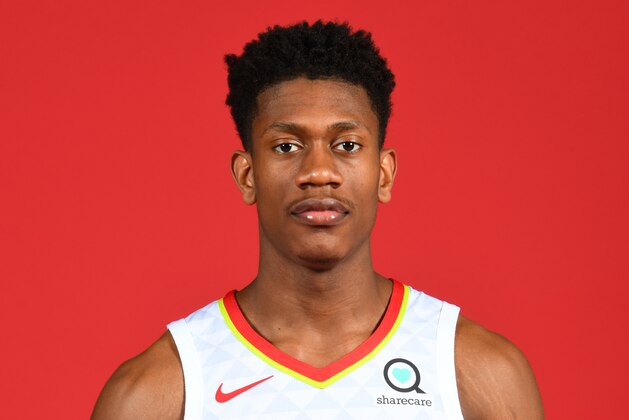 ATLANTA, GA - JUNE 25: De'Andre Hunter #12 of the Atlanta Hawks poses for a portrait on June 25, 2019 at the Emory Sports Medicine Complex in Atlanta, Georgia. NOTE TO USER: User expressly acknowledges and agrees that, by downloading and/or using this photograph, user is consenting to the terms and conditions of the Getty Images License Agreement. Mandatory Copyright Notice: Copyright 2019 NBAE (Photo by Scott Cunningham/NBAE via Getty Images)