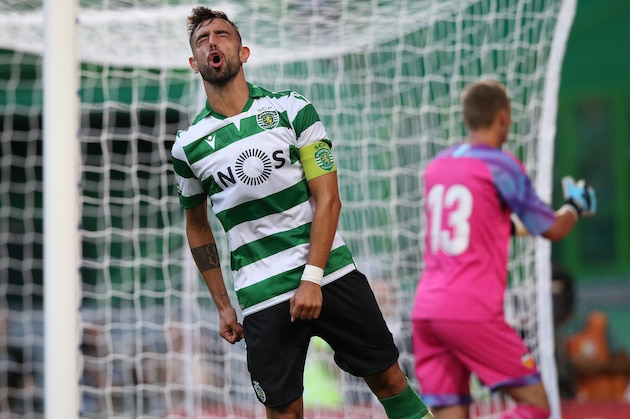 LISBON, PORTUGAL - JULY 28: Bruno Fernandes of Sporting CP reacts after missing a goal opportunity during the Pre-Season Friendly match between Sporting CP and Valencia CF at Estadio Jose Alvalade on July 28, 2019 in Lisbon, Portugal.  (Photo by Gualter Fatia/Getty Images)