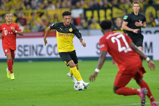 DORTMUND, GERMANY - AUGUST 03: Jadon Sancho of Borussia Dortmund controls the ball during the DFL Supercup 2019 match between Borussia Dortmund and FC Bayern Muenchen at Signal Iduna Park on August 3, 2019 in Dortmund, Germany. (Photo by TF-Images/Getty Images)