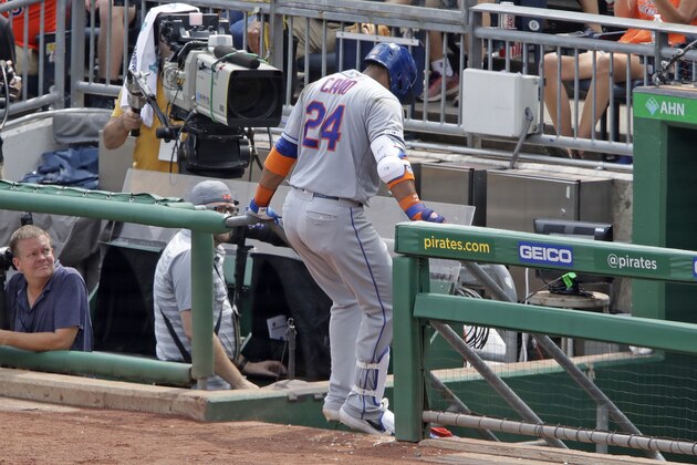 New York Mets' Robinson Cano makes his way to the dugout after pulling up lame between first and second during the fourth inning of a baseball game against the Pittsburgh Pirates in Pittsburgh, Sunday, Aug. 4, 2019. (AP Photo/Gene J. Puskar)