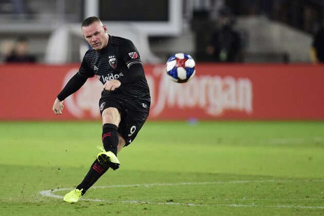 WASHINGTON, DC - AUGUST 04: Wayne Rooney #9 of D.C. United passes the ball in the second half against the Philadelphia Union at Audi Field on August 4, 2019 in Washington, DC. (Photo by Patrick McDermott/Getty Images)