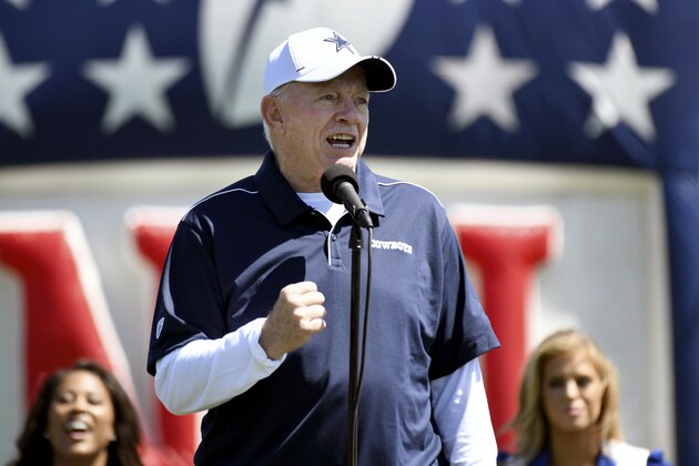 Dallas Cowboys owner Jerry Jones welcomes fans to his team's opening practice at the NFL football team's training camp in Oxnard, Calif., Saturday, July 27, 2019. (AP Photo/Michael Owen Baker)