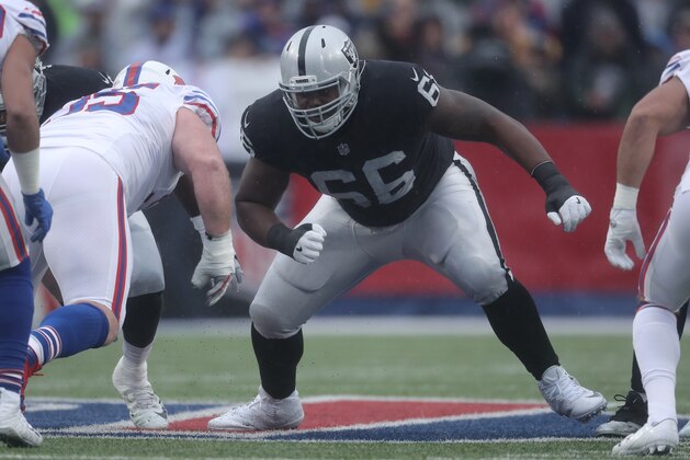 BUFFALO, NY - OCTOBER 29: Gabe Jackson #66 of the Oakland Raiders in action during NFL game action against the Buffalo Bills at New Era Field on October 29, 2017 in Buffalo, New York. (Photo by Tom Szczerbowski/Getty Images)