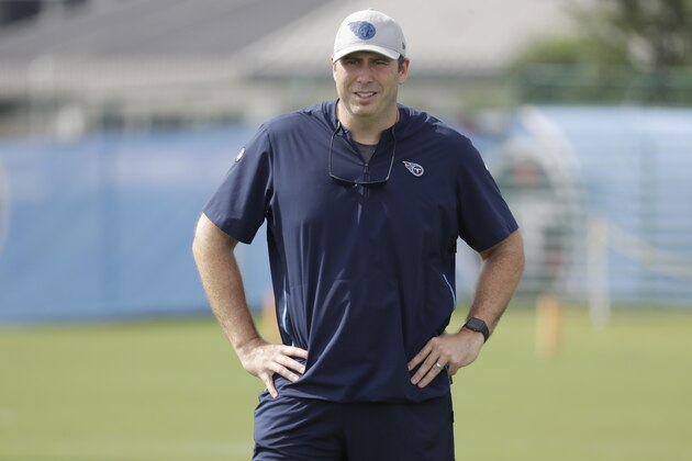 Tennessee Titans offensive coordinator Arthur Smith watches during NFL football training camp Thursday, Aug. 1, 2019, in Nashville, Tenn. (AP Photo/Mark Humphrey)