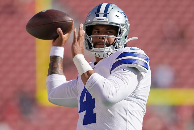 SANTA CLARA, CA - AUGUST 10:  Dak Prescott #4 of the Dallas Cowboys throws passes during pregame warm ups prior to the start of an NFL preseason football game against the San Francisco 49ers at Levi's Stadium on August 10, 2019 in Santa Clara, California.  (Photo by Thearon W. Henderson/Getty Images)