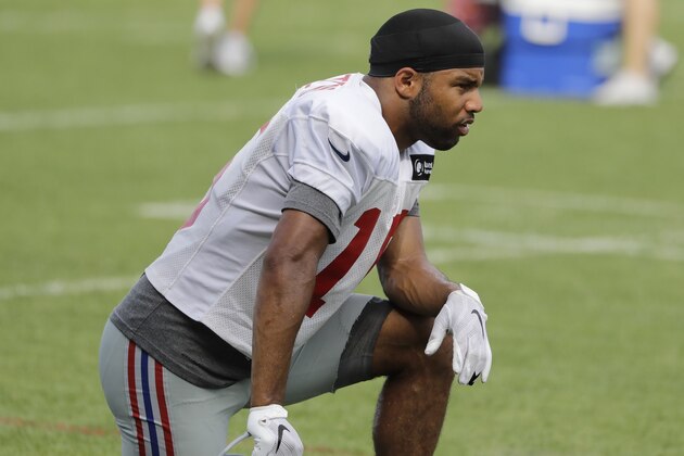 New York Giants wide receiver Golden Tate watches plays during drills at the NFL football team's training camp Thursday, Aug. 1, 2019, in East Rutherford, N.J. (AP Photo/Frank Franklin II)
