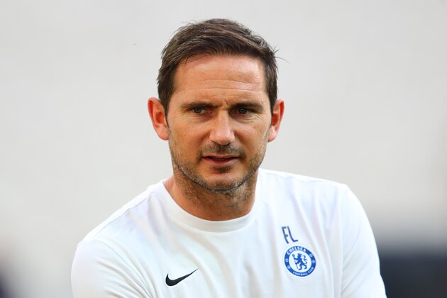 ISTANBUL, TURKEY - AUGUST 13: Chelsea manager Frank Lampard looks on during a Chelsea training session ahead of the UEFA Super Cup match at Vodafone Park on August 13, 2019 in Istanbul, Turkey. (Photo by Chris Brunskill/Fantasista/Getty Images)
