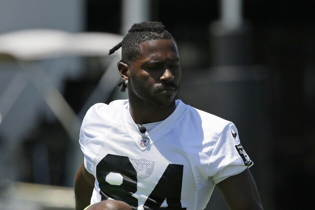 Oakland Raiders' Antonio Brown during NFL football minicamp Tuesday, June 11, 2019, in Alameda, Calif. (AP Photo/Eric Risberg)