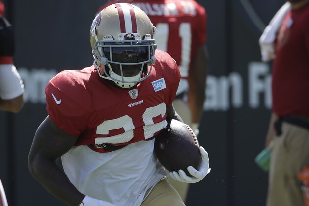 San Francisco 49ers running back Tevin Coleman runs at the team's NFL football training camp in Santa Clara, Calif., Monday, July 29, 2019. (AP Photo/Jeff Chiu)
