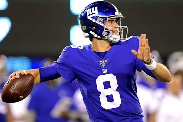 EAST RUTHERFORD, NEW JERSEY - AUGUST 16:  Daniel Jones #8 of the New York Giants attempts a pass against the Chicago Bears in the first half during a preseason game at MetLife Stadium on August 16, 2019 in East Rutherford, New Jersey. (Photo by Steven Ryan/Getty Images)