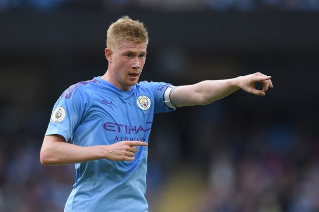 MANCHESTER, ENGLAND - AUGUST 17:  Kevin De Bruyne of Manchester City during the Premier League match between Manchester City and Tottenham Hotspur at Etihad Stadium on August 17, 2019 in Manchester, United Kingdom. (Photo by Shaun Botterill/Getty Images)