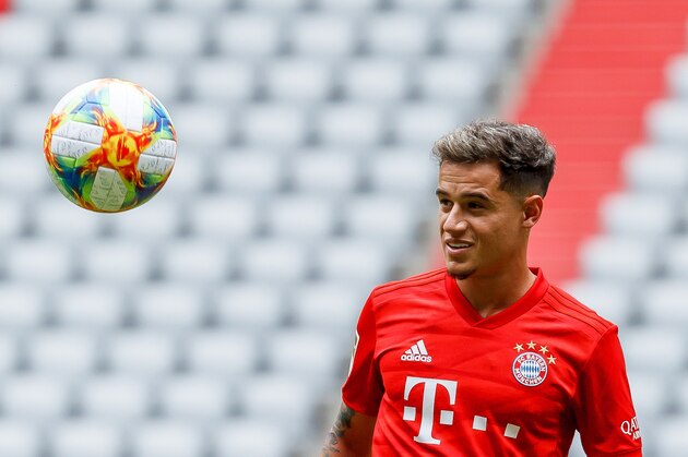 MUNICH, GERMANY - AUGUST 19: Philippe Coutinho of FC Bayern Muenchen controls the ball during the FC Bayern Muenchen Unveils New Signing Philippe Coutinho on August 19, 2019 in Munich, Germany. (Photo by TF-Images/Getty Images)