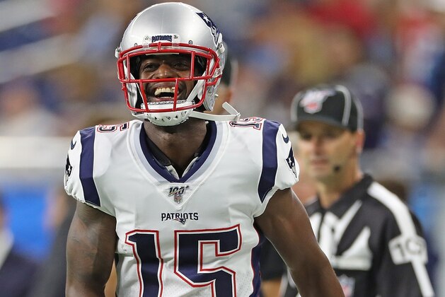 DETROIT, MI - AUGUST 8: Dontrelle Inman #15 of the New England Patriots warms up prior to the preseason game against the Detroit Lions on August 8, 2019 in Detroit, Michigan.  (Photo by Leon Halip/Getty Images)