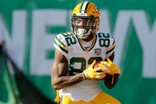 EAST RUTHERFORD, NJ - DECEMBER 23:  (NEW YORK DAILIES OUT)   J'Mon Moore #82 of the Green Bay Packers in action against the New York Jets on December 23, 2018 at MetLife Stadium in East Rutherford, New Jersey. The Packers defeated the Jets 44-38 in overtime.  (Photo by Jim McIsaac/Getty Images)