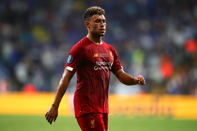 ISTANBUL, TURKEY - AUGUST 14:  Alex Oxlade-Chamberlain of Liverpool  in action during the UEFA Super Cup match between Liverpool and Chelsea at Vodafone Park on August 14, 2019 in Istanbul, Turkey. (Photo by Chris Brunskill/Fantasista/Getty Images)
