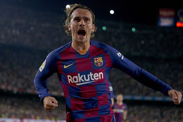 BARCELONA, SPAIN - AUGUST 25: Antoine Griezmann of FC Barcelona celebrates their team's second goal during the Liga match between FC Barcelona and Real Betis Balompie at Camp Nou on August 25, 2019 in Barcelona, Spain. (Photo by Quality Sport Images/Getty Images)