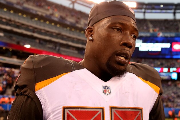 EAST RUTHERFORD, NEW JERSEY - NOVEMBER 18:   Jason Pierre-Paul #90 of the Tampa Bay Buccaneers walks on the field after the game against the New York Giants at MetLife Stadium on November 18, 2018 in East Rutherford, New Jersey. (Photo by Elsa/Getty Images)