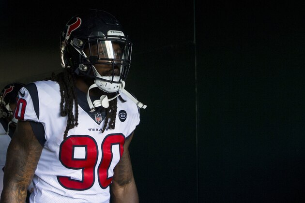 PHILADELPHIA, PA - DECEMBER 23: Jadeveon Clowney #90 of the Houston Texans walks on the field prior to the game against the Philadelphia Eagles at Lincoln Financial Field on December 23, 2018 in Philadelphia, Pennsylvania. The Eagles defeated the Texans 32-30. (Photo by Mitchell Leff/Getty Images)