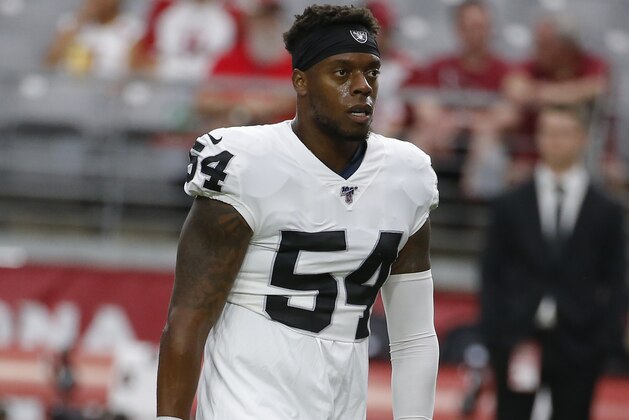 Oakland Raiders inside linebacker Brandon Marshall (54) during an an NFL preseason football game against the Arizona Cardinals, Thursday, Aug. 15, 2019, in Glendale, Ariz. The Raiders won 33-26. (AP Photo/Rick Scuteri)