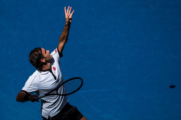 NEW YORK, NEW YORK - AUGUST 30: Roger Federer of Switzerland serves a shot during his Men's Singles third round match against Daniel Evans of Germany on day five of the 2019 US Open at the USTA Billie Jean King National Tennis Center on August 30, 2019 in Queens borough of New York City. (Photo by Chaz Niell/Getty Images)