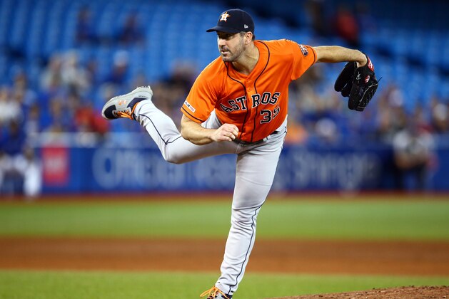 TORONTO, ON - SEPTEMBER 01:  Justin Verlander #35 of the Houston Astros delivers a pitch in the fifth inning during a MLB game against the Toronto Blue Jays at Rogers Centre on September 01, 2019 in Toronto, Canada.  (Photo by Vaughn Ridley/Getty Images)