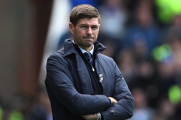 GLASGOW, SCOTLAND - SEPTEMBER 01: Rangers Manager Steven Gerrard looks on during the Ladbrokes Premiership match between Rangers and Celtic at Ibrox Stadium on September 01, 2019 in Glasgow, Scotland. (Photo by Ian MacNicol/Getty Images)
