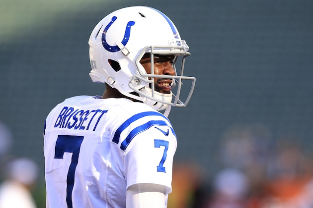 CINCINNATI, OHIO - AUGUST 29:  Jacoby Brissett #7 of the Indianapolis Colts warms up before the game against the Cincinnati Bengals at Paul Brown Stadium on August 29, 2019 in Cincinnati, Ohio. (Photo by Andy Lyons/Getty Images)