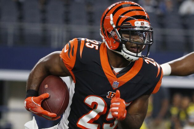 Cincinnati Bengals running back Giovani Bernard (25) warms up before an preseason NFL Football game against the Dallas Cowboys in Arlington, Texas, Saturday, Aug. 18, 2018. (AP Photo/Michael Ainsworth)