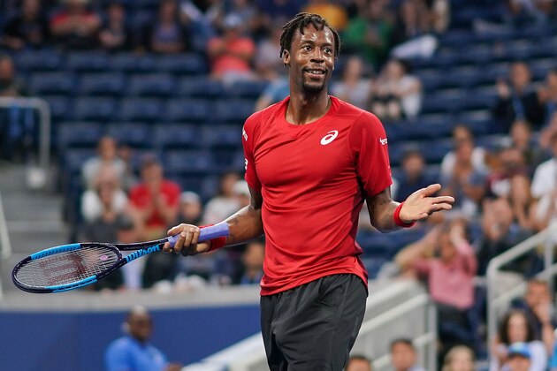 Gael Monfils of France reacts to his point against Pablo Andujar of Spain in their Round Four Men's Singles tennis match during the 2019 US Open at the USTA Billie Jean King National Tennis Center in New York on September 2, 2019. (Photo by DOMINICK REUTER / AFP) / ALTERNATIVE CROP        (Photo credit should read DOMINICK REUTER/AFP/Getty Images)
