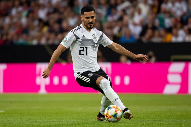 MAINZ, GERMANY - JUNE 11: Ilkay Guendogan of Germany controls the ball during the UEFA Euro 2020 Qualifier match between Germany and Estonia at Opel Arena on June 11, 2019 in Mainz, Germany. (Photo by TF-Images/Getty Images)