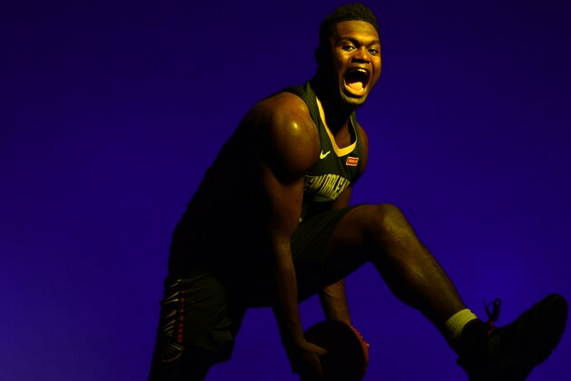 NOMADISON, NJ - AUGUST 11: Zion Williamson #1 of the New Orleans Pelicans poses for a portrait during the 2019 NBA Rookie Photo Shoot on August 11, 2019 at Fairleigh Dickinson University in Madison, New Jersey. NOTE TO USER: User expressly acknowledges and agrees that, by downloading and/or using this photograph, user is consenting to the terms and conditions of the Getty Images License Agreement. Mandatory Copyright Notice: Copyright 2019 NBAE (Photo by Jesse D. Garrabrant/NBAE via Getty Images)