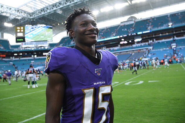 MIAMI, FLORIDA - SEPTEMBER 08: Marquise Brown #15 of the Baltimore Ravens leaves the field after the game against the Miami Dolphins at Hard Rock Stadium on September 08, 2019 in Miami, Florida. (Photo by Mark Brown/Getty Images)