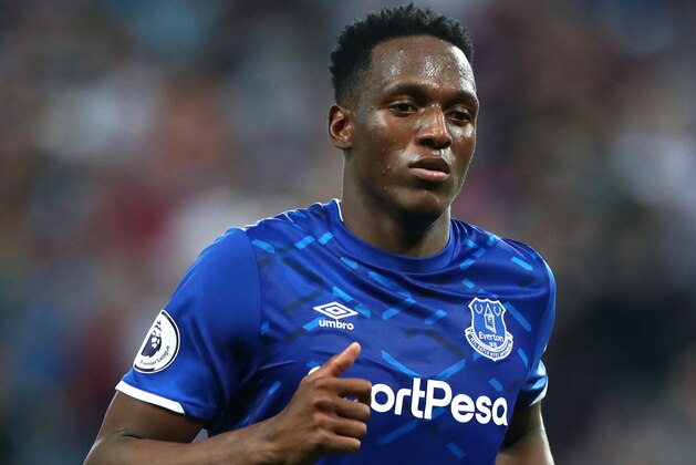 BIRMINGHAM, ENGLAND - AUGUST 23: Yerry Mina of Everton during the Premier League match between Aston Villa and Everton FC at Villa Park on August 23, 2019 in Birmingham, United Kingdom. (Photo by Chloe Knott - Danehouse/Getty Images)