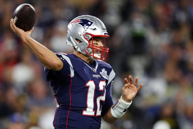 FOXBOROUGH, MASSACHUSETTS - SEPTEMBER 08: Tom Brady #12 of the New England Patriots makes a pass during the game between the New England Patriots and the Pittsburgh Steelers at Gillette Stadium on September 08, 2019 in Foxborough, Massachusetts. (Photo by Maddie Meyer/Getty Images)